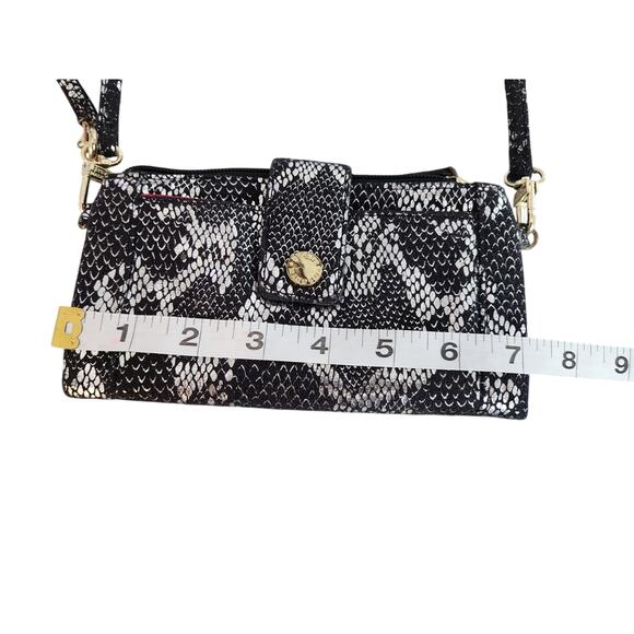 Steve Madden Crossbody Clutch Metallic Snake Skin Phone Purse Bag - Picture 5 of 7